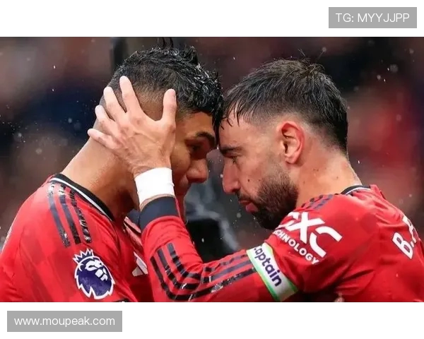 曼联豪赌 8500 万！送走霍伊伦后天价签下谢什科，这次能打破锋线魔咒吗？